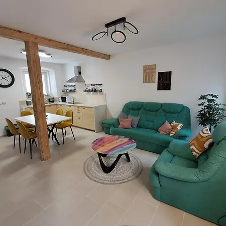 度假居 Rozalija House - Pocitniska Hisa Z Vrtom Ob Reki Soci V Solkanu *