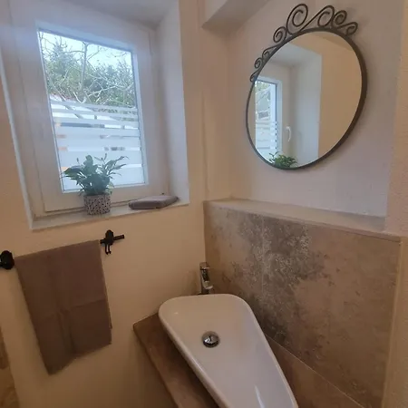 Rozalija House - Pocitniska Hisa Z Vrtom Ob Reki Soci V Solkanu * 苏坎