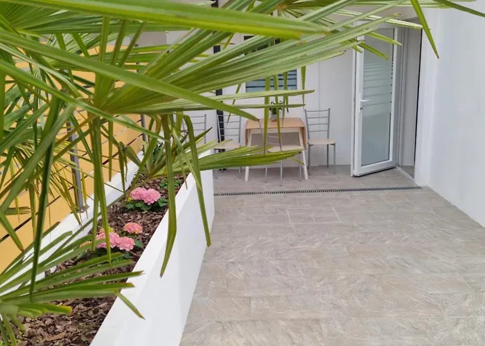 Casa vacanze Rozalija House - Pocitniska Hisa Z Vrtom Ob Reki Soci V Solkanu Solkan