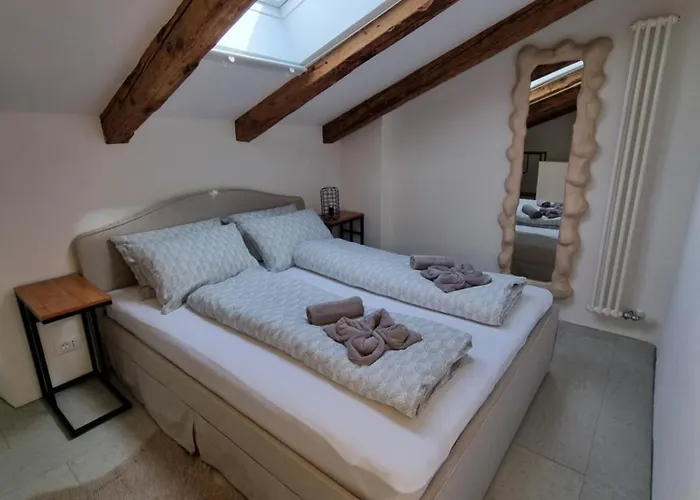 Rozalija House - Pocitniska Hisa Z Vrtom Ob Reki Soci V Solkanu * Solkan